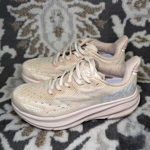 Brand New Women’s Hoka One One Clifton 9 Eggnog Beige Ivory 1127896-SSEG Size 8